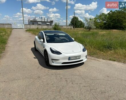Белый Тесла Модель 3, объемом двигателя 0 л и пробегом 87 тыс. км за 23500 $, фото 4 на Automoto.ua