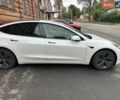 Белый Тесла Модель 3, объемом двигателя 0 л и пробегом 101 тыс. км за 23000 $, фото 2 на Automoto.ua