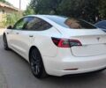 Білий Тесла Модель 3, об'ємом двигуна 0 л та пробігом 70 тис. км за 16500 $, фото 4 на Automoto.ua