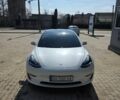 Белый Тесла Модель 3, объемом двигателя 0 л и пробегом 100 тыс. км за 17800 $, фото 2 на Automoto.ua