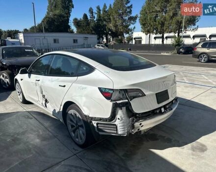Тесла Модель 3 2022 у Києві на Automoto.ua Білий Тесла Модель 3, об'ємом двигуна 0 л та пробігом 54 тис. км за 13910 $, фото 6 на Automoto.ua