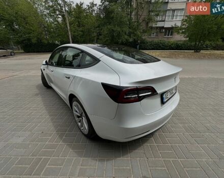 Білий Тесла Модель 3, об'ємом двигуна 0 л та пробігом 41 тис. км за 17200 $, фото 3 на Automoto.ua