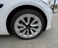 Белый Тесла Модель 3, объемом двигателя 0 л и пробегом 130 тыс. км за 18499 $, фото 48 на Automoto.ua