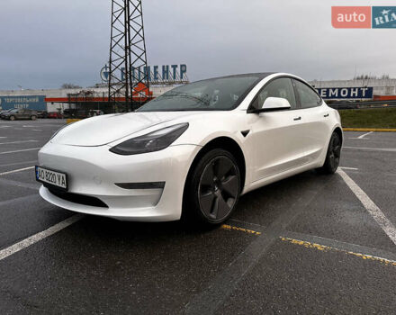 Білий Тесла Модель 3, об'ємом двигуна 0 л та пробігом 115 тис. км за 20900 $, фото 8 на Automoto.ua