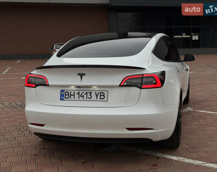 Белый Тесла Модель 3, объемом двигателя 0 л и пробегом 31 тыс. км за 20900 $, фото 13 на Automoto.ua