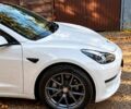 Белый Тесла Модель 3, объемом двигателя 0 л и пробегом 71 тыс. км за 20400 $, фото 3 на Automoto.ua