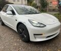 Тесла Модель 3 2022 в Киеве на Automoto.ua Белый Тесла Модель 3, объемом двигателя 0 л и пробегом 64 тыс. км за 14700 $, фото 29 на Automoto.ua