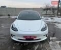 Белый Тесла Модель 3, объемом двигателя 0 л и пробегом 31 тыс. км за 23500 $, фото 8 на Automoto.ua