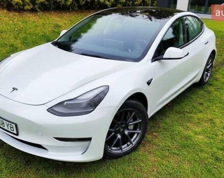 Білий Тесла Модель 3, об'ємом двигуна 0 л та пробігом 58 тис. км за 23500 $, фото 3 на Automoto.ua
