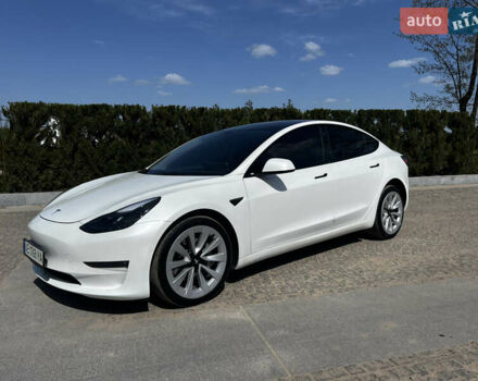 Белый Тесла Модель 3, объемом двигателя 0 л и пробегом 107 тыс. км за 23700 $, фото 2 на Automoto.ua