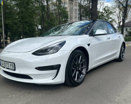 Белый Тесла Модель 3, объемом двигателя 0 л и пробегом 53 тыс. км за 19900 $, фото 6 на Automoto.ua