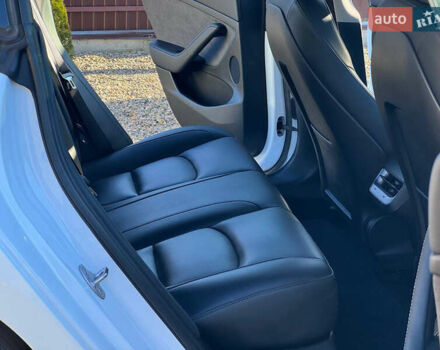 Тесла Модель 3 2022 у Стрые на Automoto.ua Білий Тесла Модель 3, об'ємом двигуна 0 л та пробігом 78 тис. км за 22500 $, фото 22 на Automoto.ua