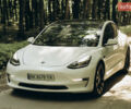 Белый Тесла Модель 3, объемом двигателя 0 л и пробегом 94 тыс. км за 25500 $, фото 5 на Automoto.ua