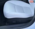 Белый Тесла Модель 3, объемом двигателя 0 л и пробегом 108 тыс. км за 24900 $, фото 30 на Automoto.ua