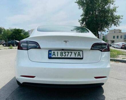 Белый Тесла Модель 3, объемом двигателя 0 л и пробегом 45 тыс. км за 23000 $, фото 4 на Automoto.ua