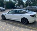 Белый Тесла Модель 3, объемом двигателя 0 л и пробегом 82 тыс. км за 18900 $, фото 2 на Automoto.ua