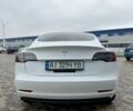 Белый Тесла Модель 3, объемом двигателя 0 л и пробегом 89 тыс. км за 20600 $, фото 3 на Automoto.ua