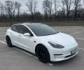 Білий Тесла Модель 3, об'ємом двигуна 0 л та пробігом 76 тис. км за 16500 $, фото 4 на Automoto.ua