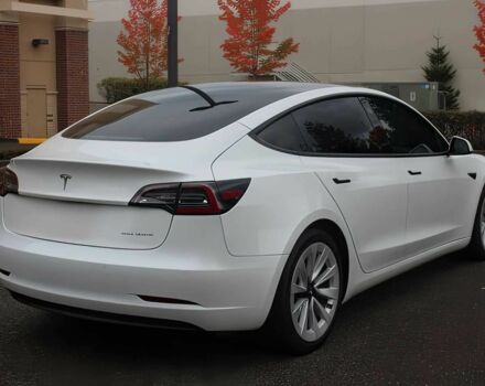 Белый Тесла Модель 3, объемом двигателя 0 л и пробегом 29 тыс. км за 9100 $, фото 4 на Automoto.ua