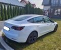 Белый Тесла Модель 3, объемом двигателя 0 л и пробегом 48 тыс. км за 12500 $, фото 1 на Automoto.ua