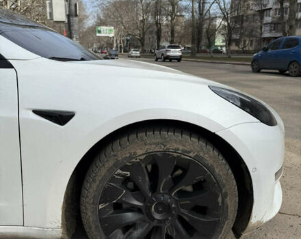 Белый Тесла Модель 3, объемом двигателя 0 л и пробегом 112 тыс. км за 21500 $, фото 6 на Automoto.ua