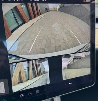 Белый Тесла Модель 3, объемом двигателя 0 л и пробегом 130 тыс. км за 18499 $, фото 54 на Automoto.ua