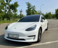 Белый Тесла Модель 3, объемом двигателя 0 л и пробегом 65 тыс. км за 22000 $, фото 1 на Automoto.ua