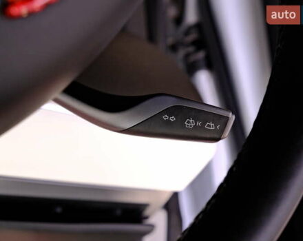 Білий Тесла Модель 3, об'ємом двигуна 0 л та пробігом 60 тис. км за 22900 $, фото 23 на Automoto.ua