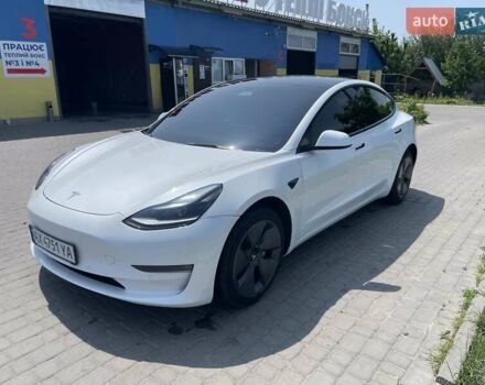 Белый Тесла Модель 3, объемом двигателя 0 л и пробегом 44 тыс. км за 20500 $, фото 9 на Automoto.ua