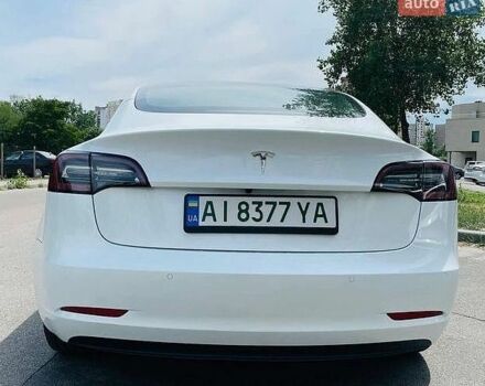 Белый Тесла Модель 3, объемом двигателя 0 л и пробегом 40 тыс. км за 15700 $, фото 4 на Automoto.ua