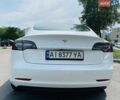 Белый Тесла Модель 3, объемом двигателя 0 л и пробегом 40 тыс. км за 15700 $, фото 4 на Automoto.ua