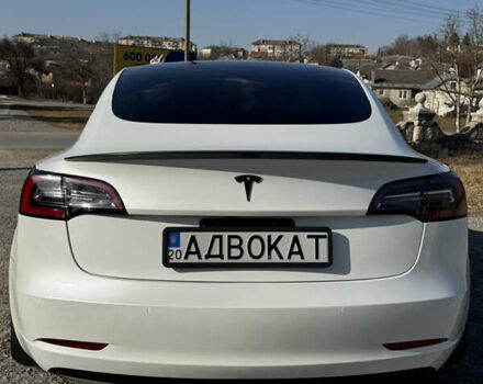 Білий Тесла Модель 3, об'ємом двигуна 0 л та пробігом 47 тис. км за 21500 $, фото 10 на Automoto.ua