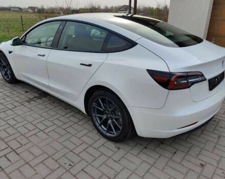 Белый Тесла Модель 3, объемом двигателя 0 л и пробегом 47 тыс. км за 17000 $, фото 2 на Automoto.ua