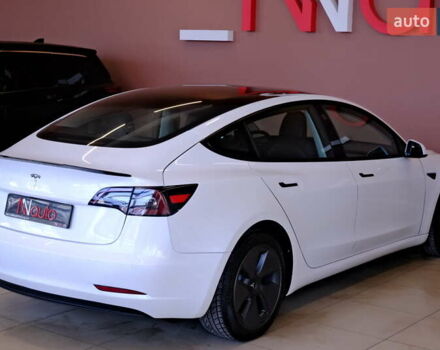 Белый Тесла Модель 3, объемом двигателя 0 л и пробегом 60 тыс. км за 19900 $, фото 13 на Automoto.ua