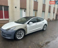 Тесла Модель 3 2022 в Киеве на Automoto.ua Белый Тесла Модель 3, объемом двигателя 0 л и пробегом 27 тыс. км за 17500 $, фото 1 на Automoto.ua