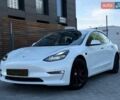 Белый Тесла Модель 3, объемом двигателя 0 л и пробегом 95 тыс. км за 19900 $, фото 2 на Automoto.ua