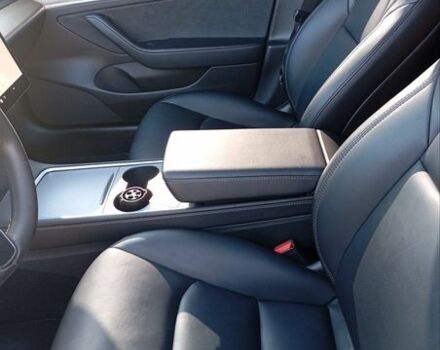 Білий Тесла Модель 3, об'ємом двигуна 0 л та пробігом 56 тис. км за 24500 $, фото 7 на Automoto.ua