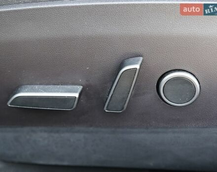 Білий Тесла Модель 3, об'ємом двигуна 0 л та пробігом 47 тис. км за 25000 $, фото 21 на Automoto.ua