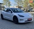 Белый Тесла Модель 3, объемом двигателя 0 л и пробегом 105 тыс. км за 21999 $, фото 25 на Automoto.ua