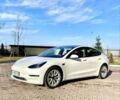 Білий Тесла Модель 3, об'ємом двигуна 0 л та пробігом 45 тис. км за 26300 $, фото 1 на Automoto.ua