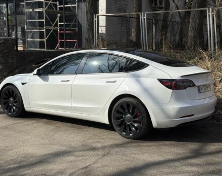 Білий Тесла Модель 3, об'ємом двигуна 0 л та пробігом 72 тис. км за 23499 $, фото 3 на Automoto.ua