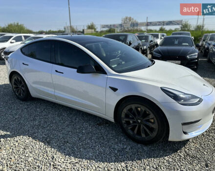 Тесла Модель 3 2022 в Ивано-Франковске на Automoto.ua Белый Тесла Модель 3, объемом двигателя 0 л и пробегом 94 тыс. км за 22000 $, фото 12 на Automoto.ua