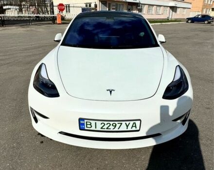 Білий Тесла Модель 3, об'ємом двигуна 0 л та пробігом 45 тис. км за 24999 $, фото 4 на Automoto.ua