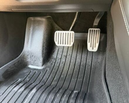 Белый Тесла Модель 3, объемом двигателя 0 л и пробегом 94 тыс. км за 21800 $, фото 23 на Automoto.ua