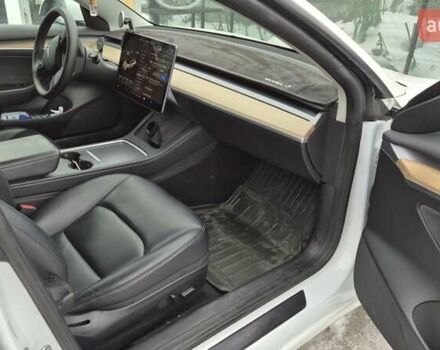 Белый Тесла Модель 3, объемом двигателя 0 л и пробегом 145 тыс. км за 16800 $, фото 8 на Automoto.ua