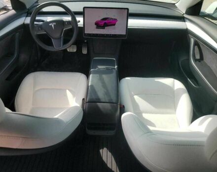 Белый Тесла Модель 3, объемом двигателя 0 л и пробегом 52 тыс. км за 7000 $, фото 7 на Automoto.ua