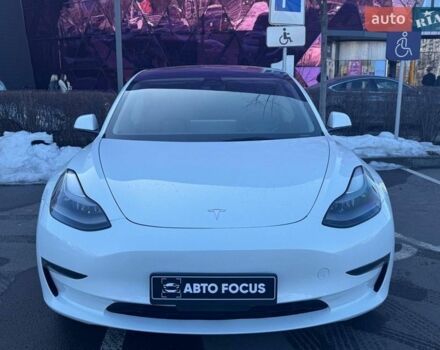 Білий Тесла Модель 3, об'ємом двигуна 0 л та пробігом 102 тис. км за 26490 $, фото 2 на Automoto.ua
