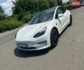 Белый Тесла Модель 3, объемом двигателя 0 л и пробегом 60 тыс. км за 22000 $, фото 42 на Automoto.ua