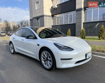 Білий Тесла Модель 3, об'ємом двигуна 0 л та пробігом 45 тис. км за 27500 $, фото 6 на Automoto.ua