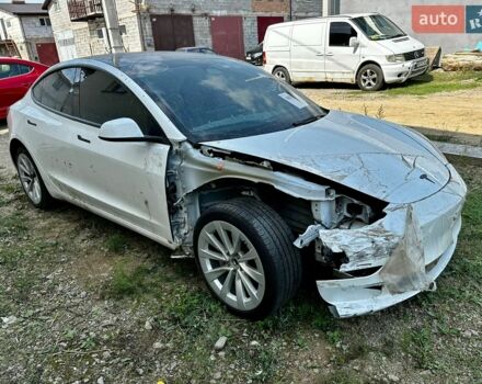 Белый Тесла Модель 3, объемом двигателя 0 л и пробегом 42 тыс. км за 24900 $, фото 31 на Automoto.ua
